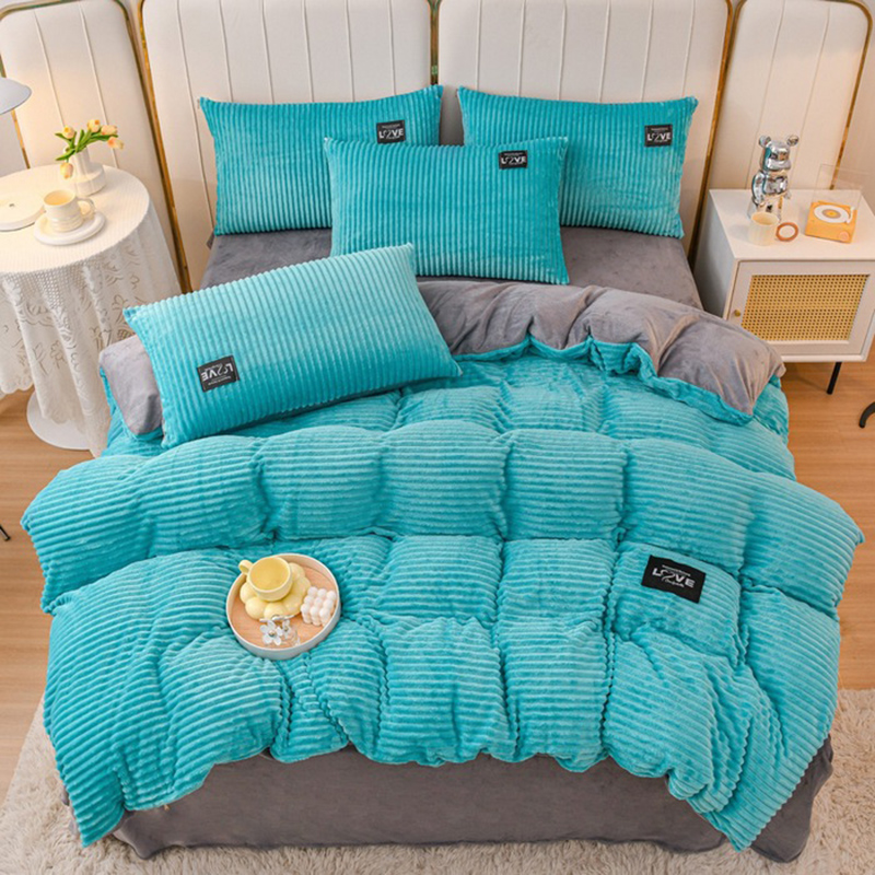 Embroidery Quilt Cover - Комплект из 3 предметов: зимний теплый