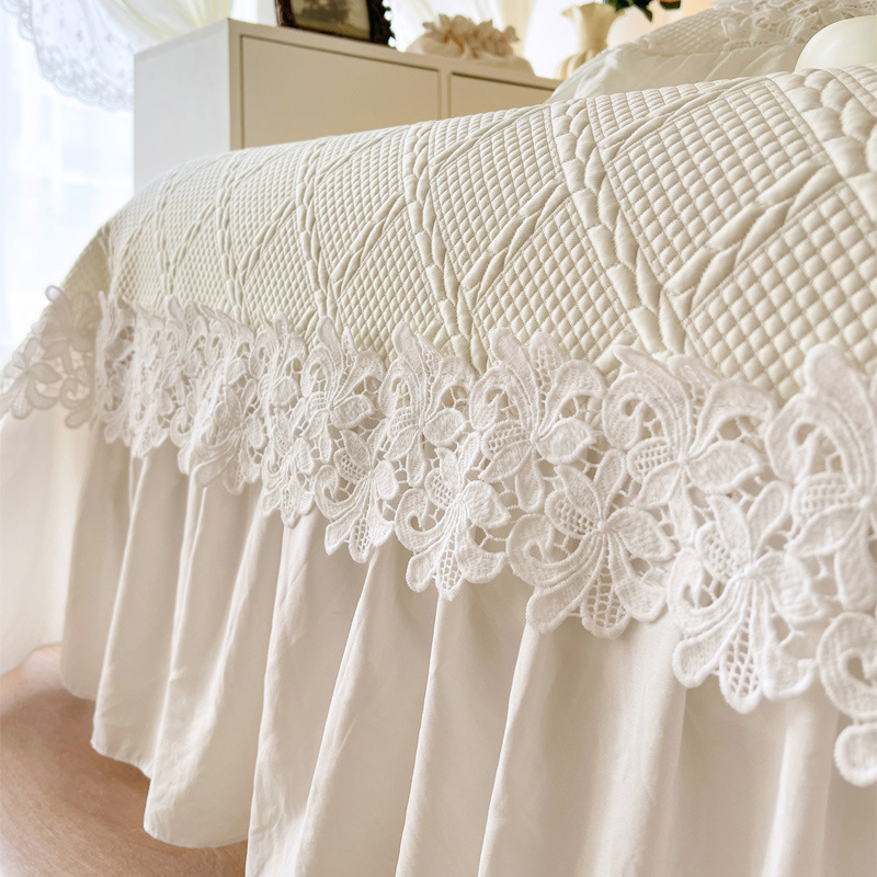 Роскошный комплект охлаждающег – обзор и цена Embroidery Quilt Cover