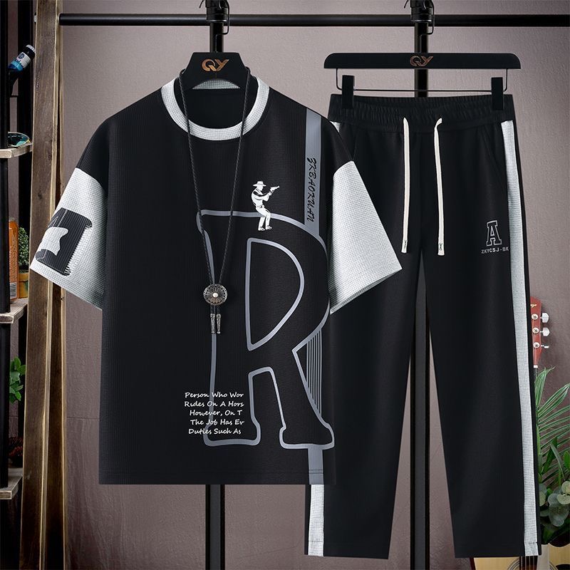Летний модный комплект: футбол – обзор и цена Embroidery In The Piece