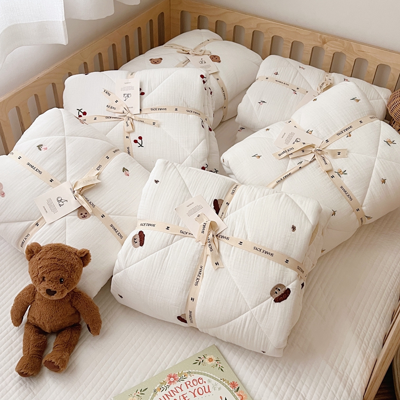 Детское зимнее одеяло из хлопк – обзор и цена Embroidery Quilt Cover
